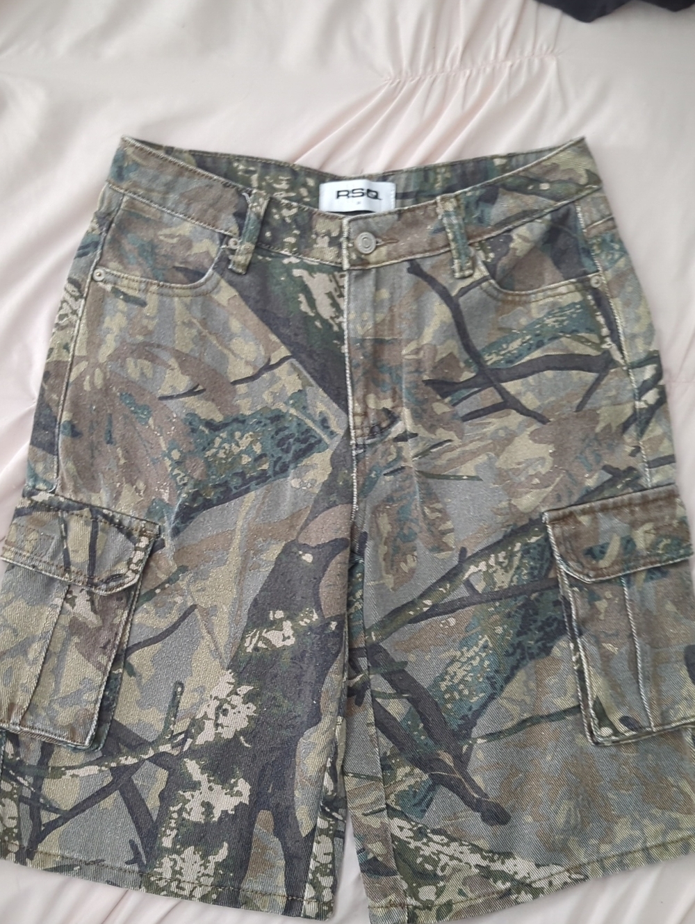RSQ Men's Camo Cargo Jeans Shorts - Green & Brown Camouflage
